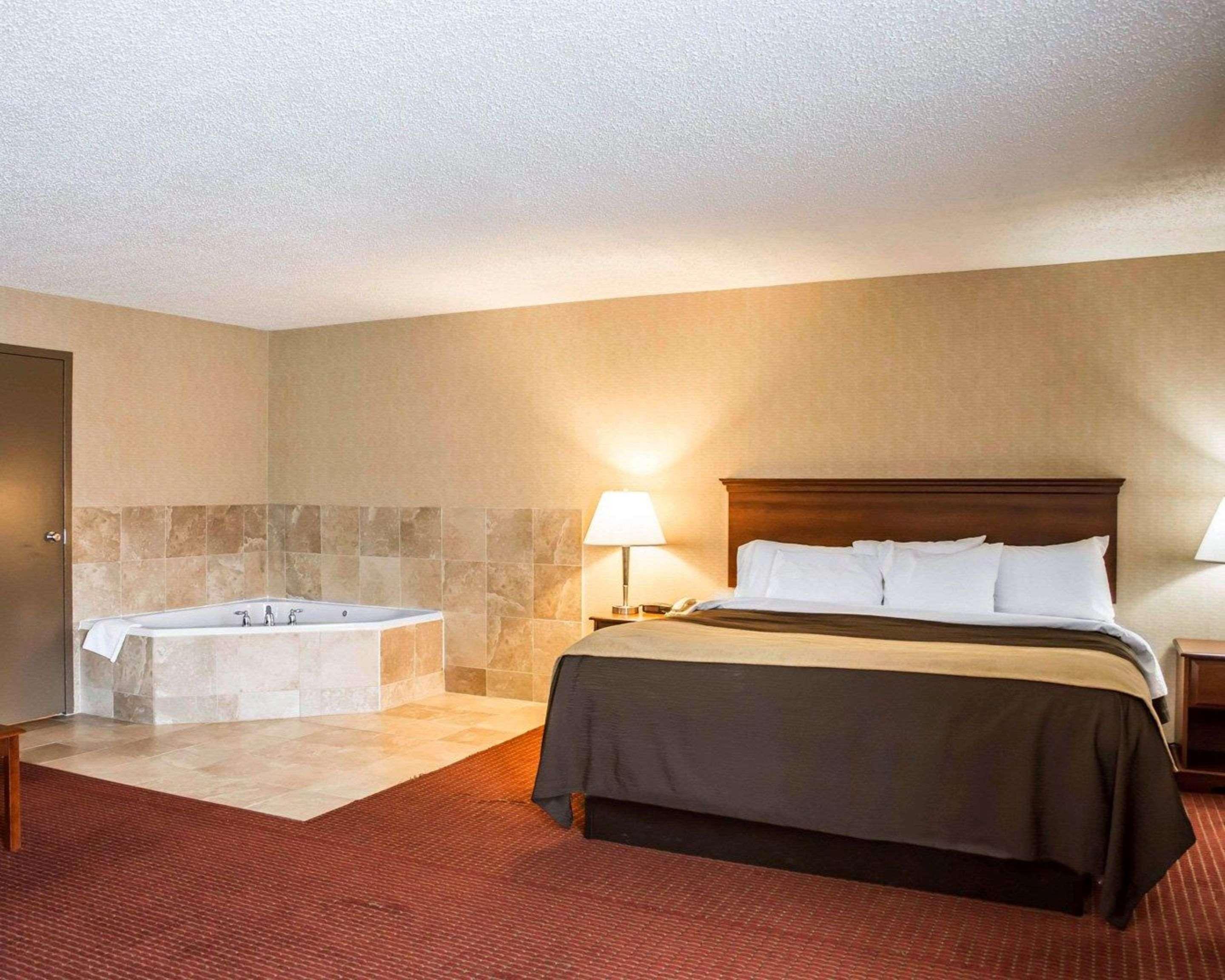 Quality Inn Springboro West Exterior foto